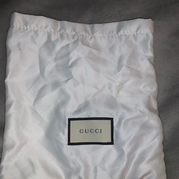 AUTH - GUCCI Leather belt with Double G buckle - Picture 2 of 8